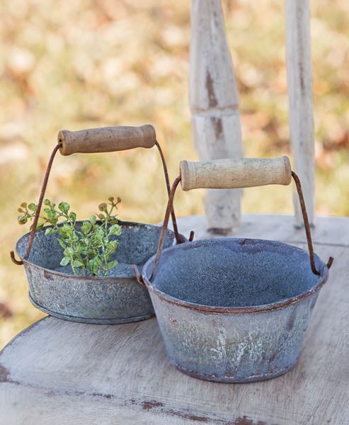 Picture of Washed Galvanized Bowl with Handle