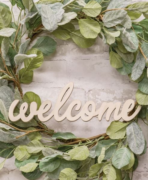 Picture of Hanging Ivory Script Welcome Sign