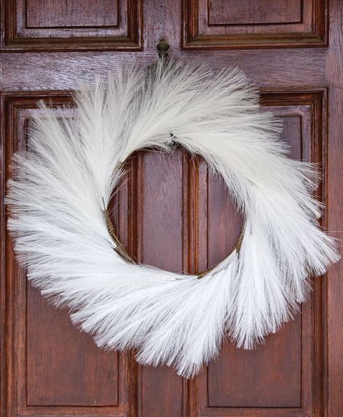 Picture of Pampas Grass Wreath, 24", White