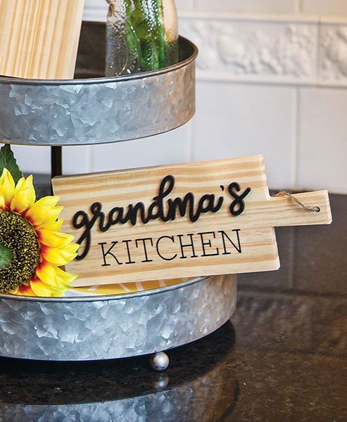 Picture of Grandma's Kitchen Natural Cutting Board Ornament